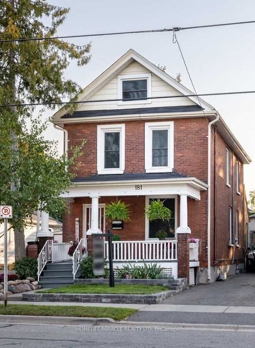 181 Centre St N, Oshawa, ON, L1G4C4 | Card Image