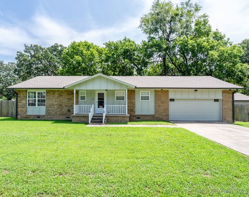 2106 Brenda Ave, Tahlequah, OK, 74464-6322 | Card Image