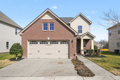 334 Lola Ln, Cottontown, TN, 37048-1400 | Card Image