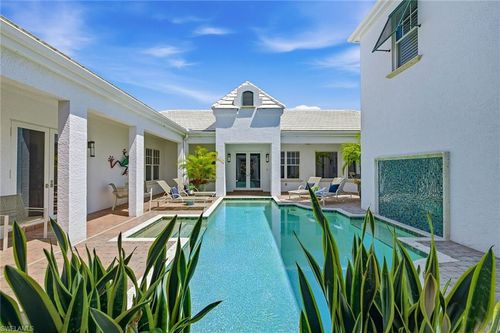 667 Binnacle Dr, Naples, FL, 34103-2725 | Card Image
