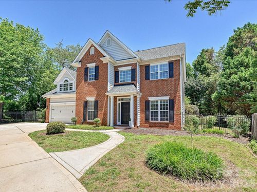 9539 Stawell Dr, Huntersville, NC, 28078-9324 | Card Image