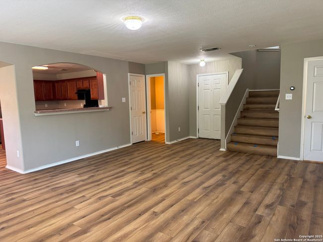 10115 Colt Xing, House other with 3 bedrooms, 3 bathrooms and null parking in Converse TX | Image 4