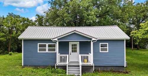 914 Bluff Rd, Rutledge, TN, 37861-4047 | Card Image