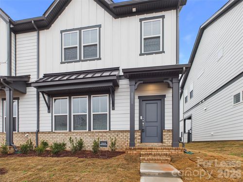 5511 Wolfpack Aly, Indian Land, SC, 29707-8125 | Card Image