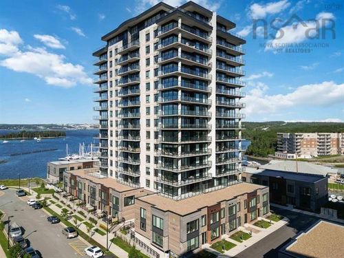72 Seapoint Road, Dartmouth, NS, B3B0K8 | Card Image
