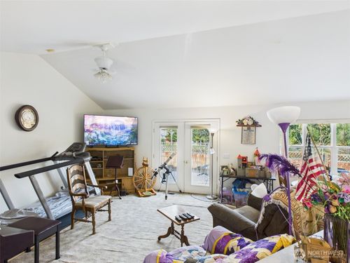 416 5th Ave, Oroville, WA, 98844-9712 | Card Image