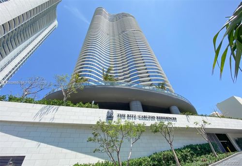 1403-15701 Collins Ave, Sunny Isles Beach, FL, 33160-5395 | Card Image