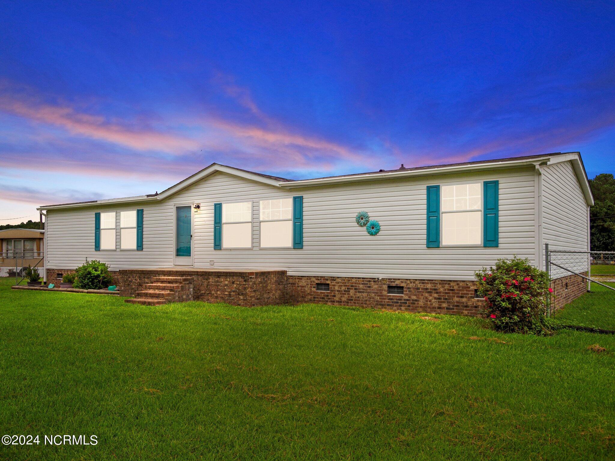 Haw Branch Rd, Richlands, NC 28574