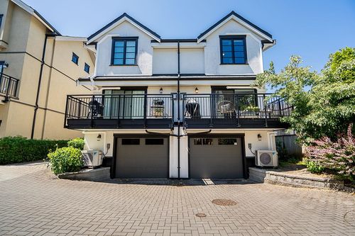 4320 Knight St, Vancouver, BC, V5N3M5 | Card Image