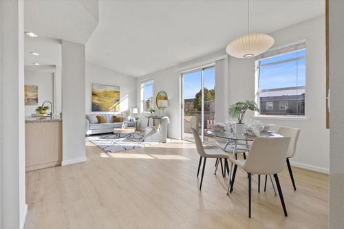 304-1065 Saginaw Ter, Sunnyvale, CA, 94089 | Card Image