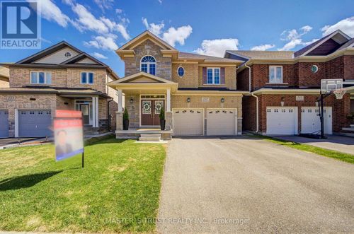 137 Brookview Dr, Bradford, ON, L3Z0R9 | Card Image