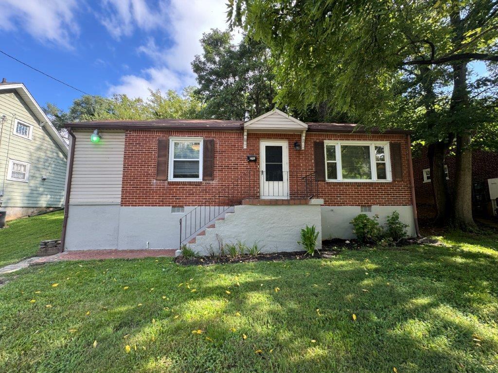 Valley Ave, Roanoke, VA 24015