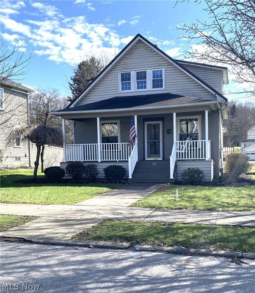 331 Alice St, East Palestine, OH, 44413-2536 | Card Image