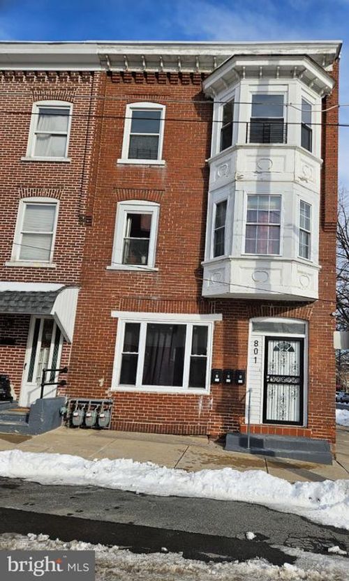 apt-3-801 N Jordan St, ALLENTOWN, PA, 18102-1877 | Card Image