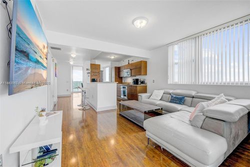 apt-1201s-2681 N Flamingo Rd, Sunrise, FL, 33323-1766 | Card Image