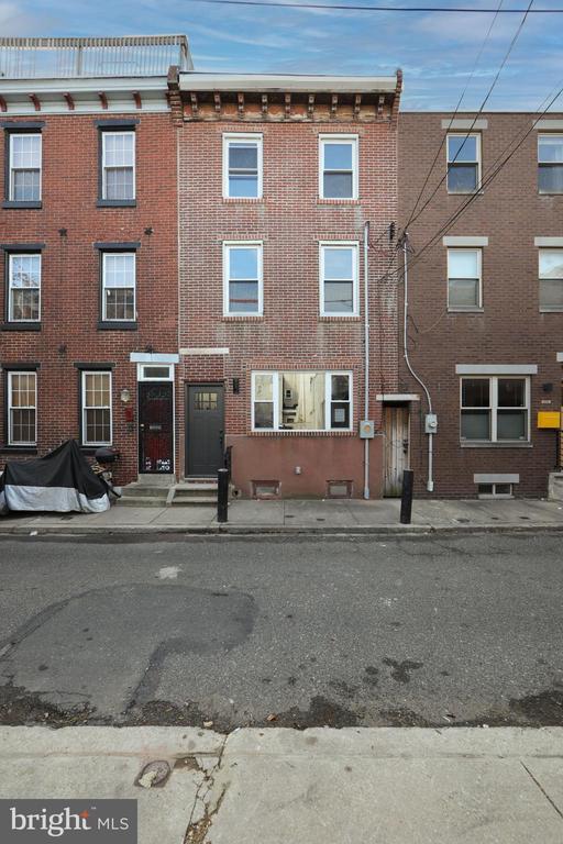 Residential in PHILADELPHIA 3