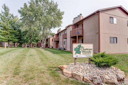 147 Ashley Dr, Fairview Heights, IL, 62208-3815 | Card Image