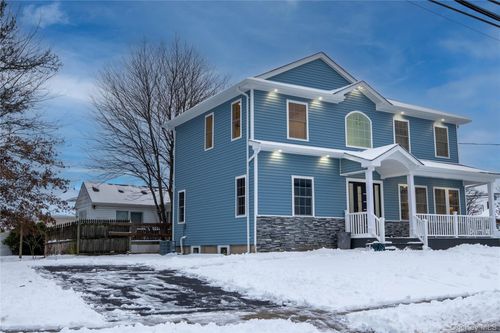 139 Maple Ave, Bethpage, NY, 11714-2117 | Card Image