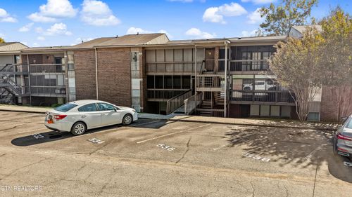 534 Berlin Dr, Knoxville, TN, 37923-5673 | Card Image