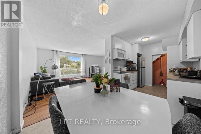 F - 9F Banner Rd, Townhouse with 3 bedrooms, 2 bathrooms and 1 parking in Nepean ON | Image 17