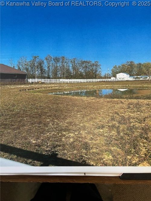 175 Ivy Ln, Gallipolis Ferry, WV, 25515 | Card Image