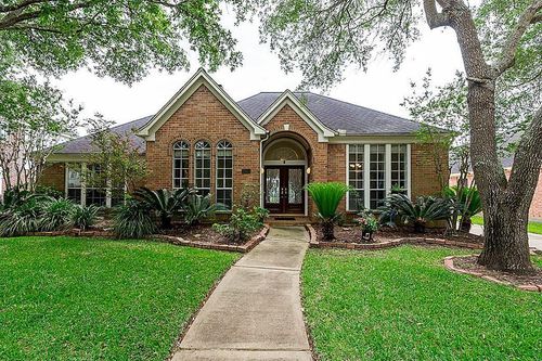 4911 Avondale Dr, Sugar Land, TX, 77479-3801 | Card Image