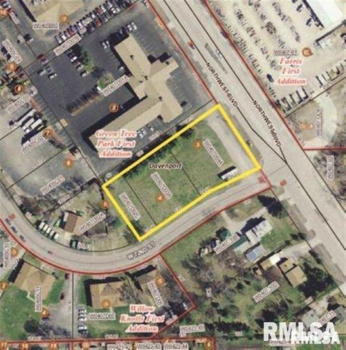 7210 Northwest Blvd, Davenport, IA, 52806-1016 | Card Image