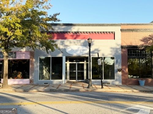 108 W Main St, swainsboro, GA, 30401-3238 | Card Image