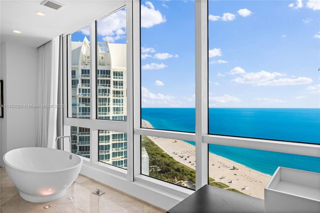APT-3207 - 100 S Pointe Dr, Condo with 4 bedrooms, 5 bathrooms and null parking in Miami Beach FL | Image 18