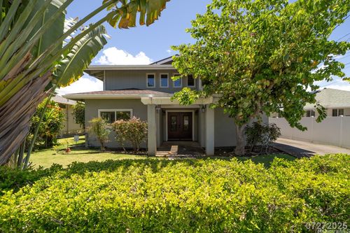 237 Kihapai St, Kailua, HI, 96734-2441 | Card Image