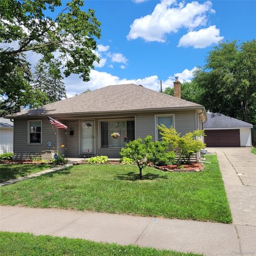 5863 Westpoint St, Taylor, MI, 48180-1218 | Card Image