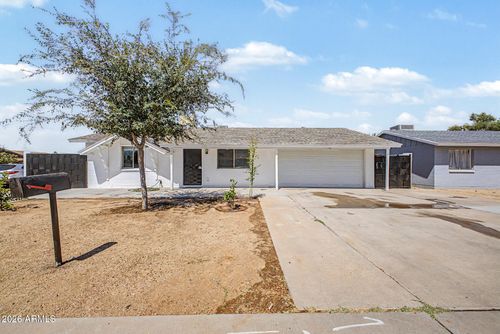 5302 N 77th Dr, Glendale, AZ, 85303-5611 | Card Image