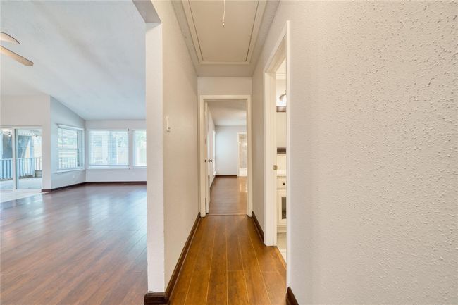 3034 Becket St, House other with 3 bedrooms, 2 bathrooms and 2 parking in Pearland TX | Image 17