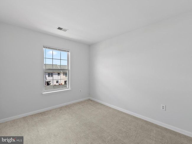 22937 Whitehall Ter, Townhouse with 4 bedrooms, 3 bathrooms and null parking in STERLING VA | Image 13