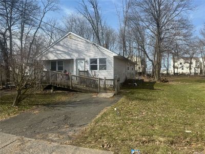 143 Bethune Boulevard, Home with 2 bedrooms, 2 bathrooms and null parking in Spring Valley NY | Image 2