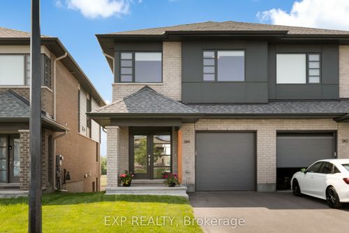 244 Shuttleworth Dr, Gloucester, ON, K1T0T4 | Card Image