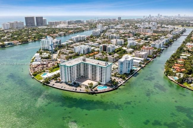 APT-5L - 10350 W Bay Harbor Dr, Condo with 1 bedrooms, 1 bathrooms and null parking in Bay Harbor Islands FL | Image 17