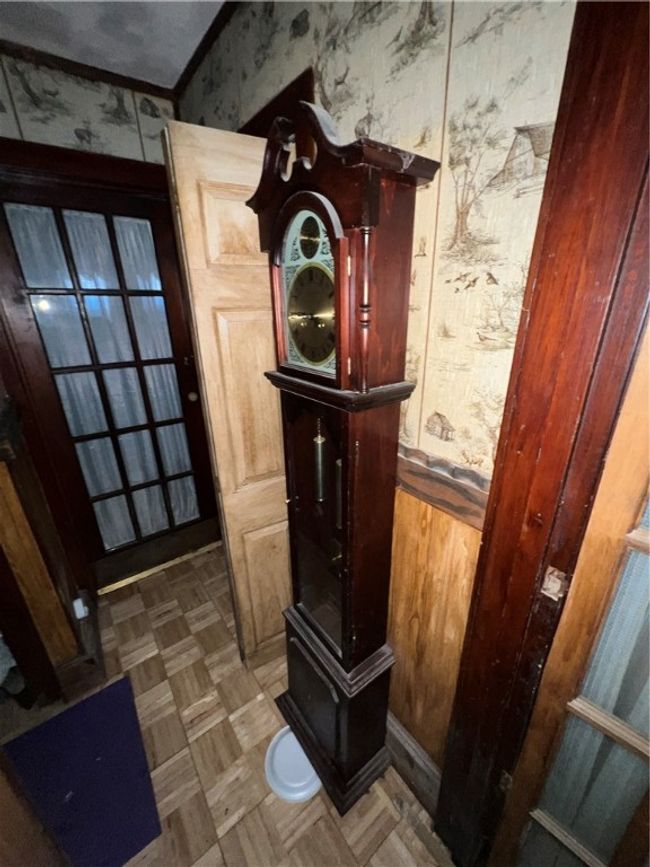 3203 Clay Pike St, House other with 3 bedrooms, 0 bathrooms and null parking in Herminie PA | Image 13