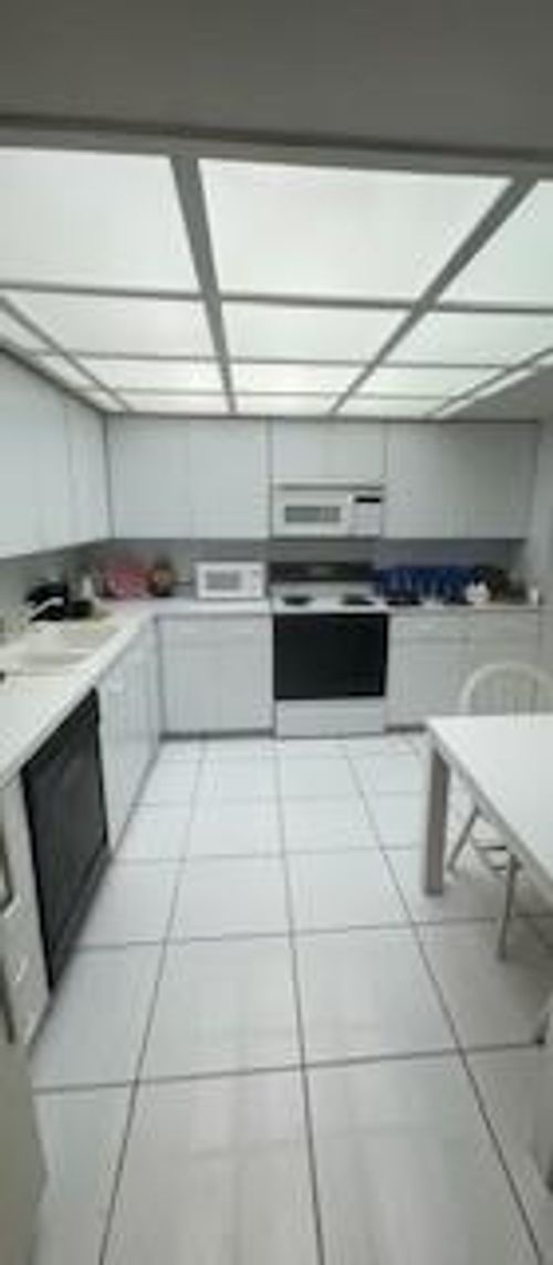 apt-303-4900 N Ocean Blvd, Lauderdale By The Sea, FL, 33308-2930 | Card Image