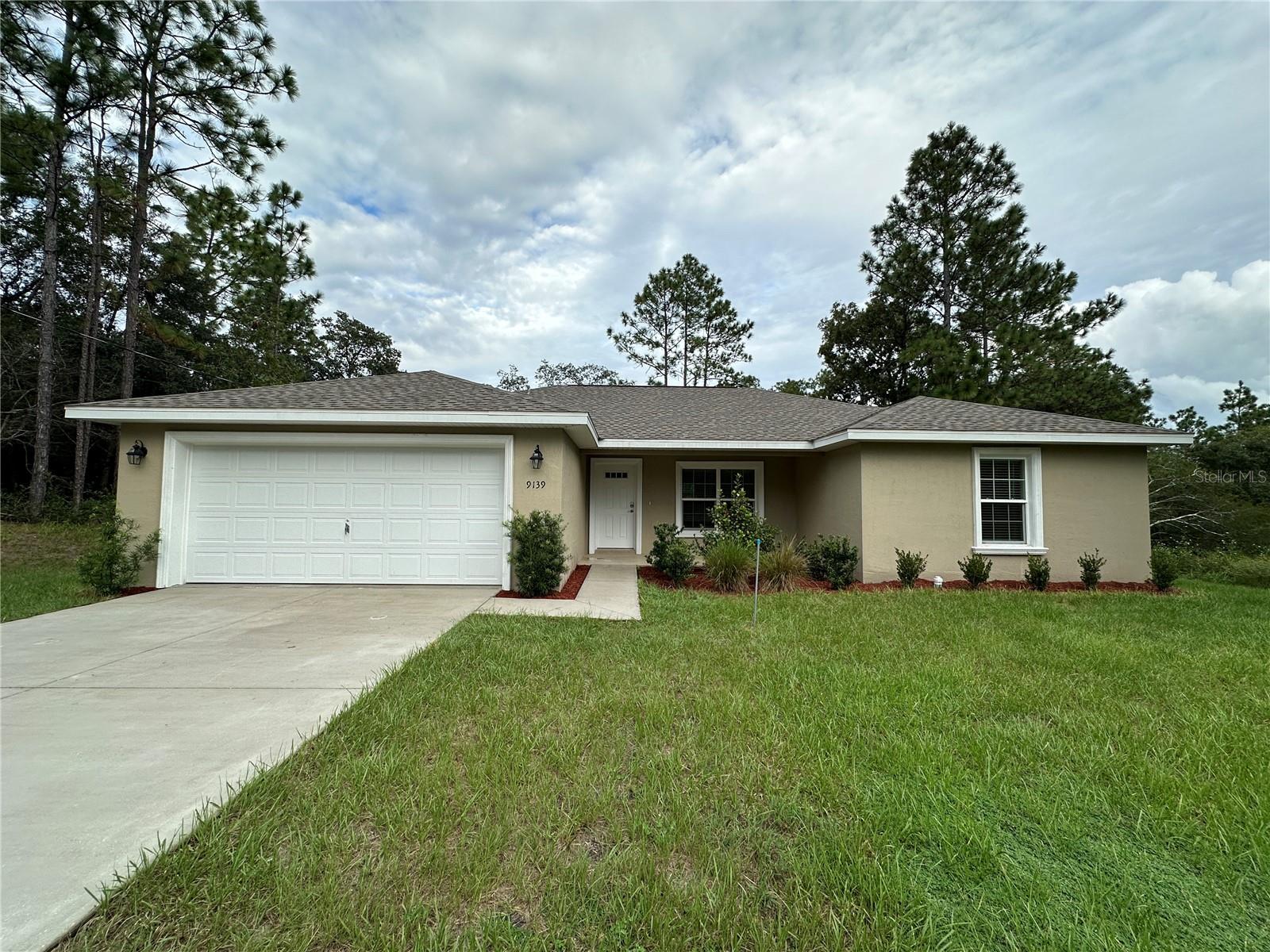 Paradisea Dr, Citrus Springs, FL 34433
