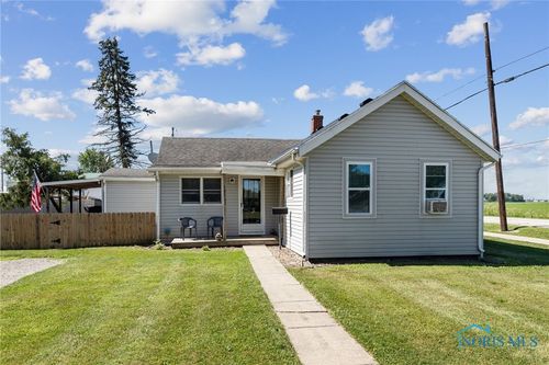 18735 Wall St, Tontogany, OH, 43565-6419 | Card Image