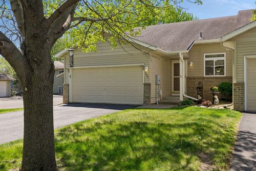 601 35th St W, Hastings, MN, 55033-4143 | Card Image