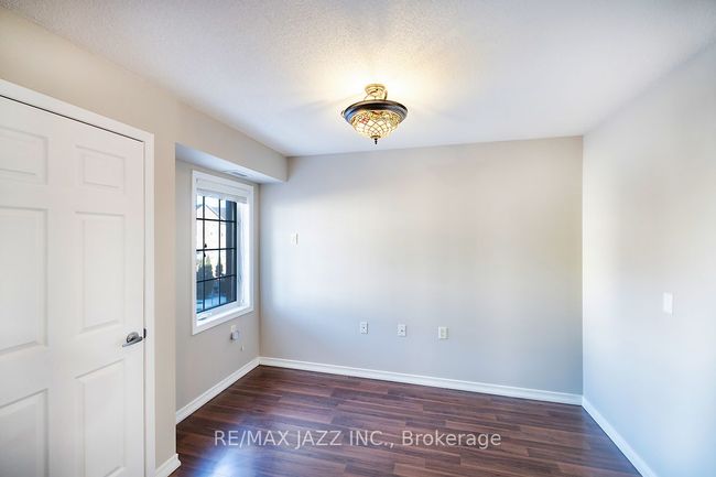 303 - 61 Clarington Blvd, Condo with 2 bedrooms, 1 bathrooms and 1 parking in Clarington ON | Image 16