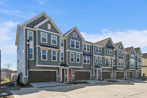 8-603-272 Meridian Way, Fort Mitchell, KY, 41017-2768 | Card Image