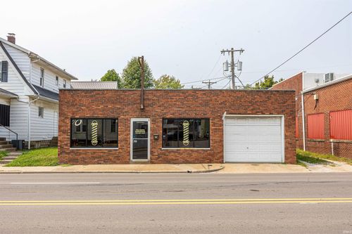 405 Newton St, Jasper, IN, 47546-3138 | Card Image