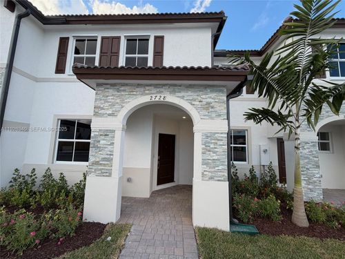 2728-2728 Se 26th Ave, Homestead, FL, 33035-2640 | Card Image