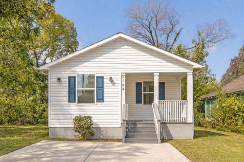 3704 Sauer St, Houston, TX, 77004-4647 | Card Image