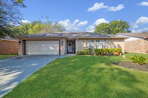 5923 Pine Needle Ln, Pasadena, TX, 77505-3134 | Card Image
