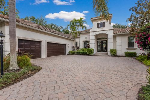 7532 Greystone St, LAKEWOOD RANCH, FL, 34202-7905 | Card Image