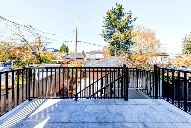 3569 W 18 Th Avenue, House other with 4 bedrooms, 4 bathrooms and 4 parking in Vancouver BC | Image 36